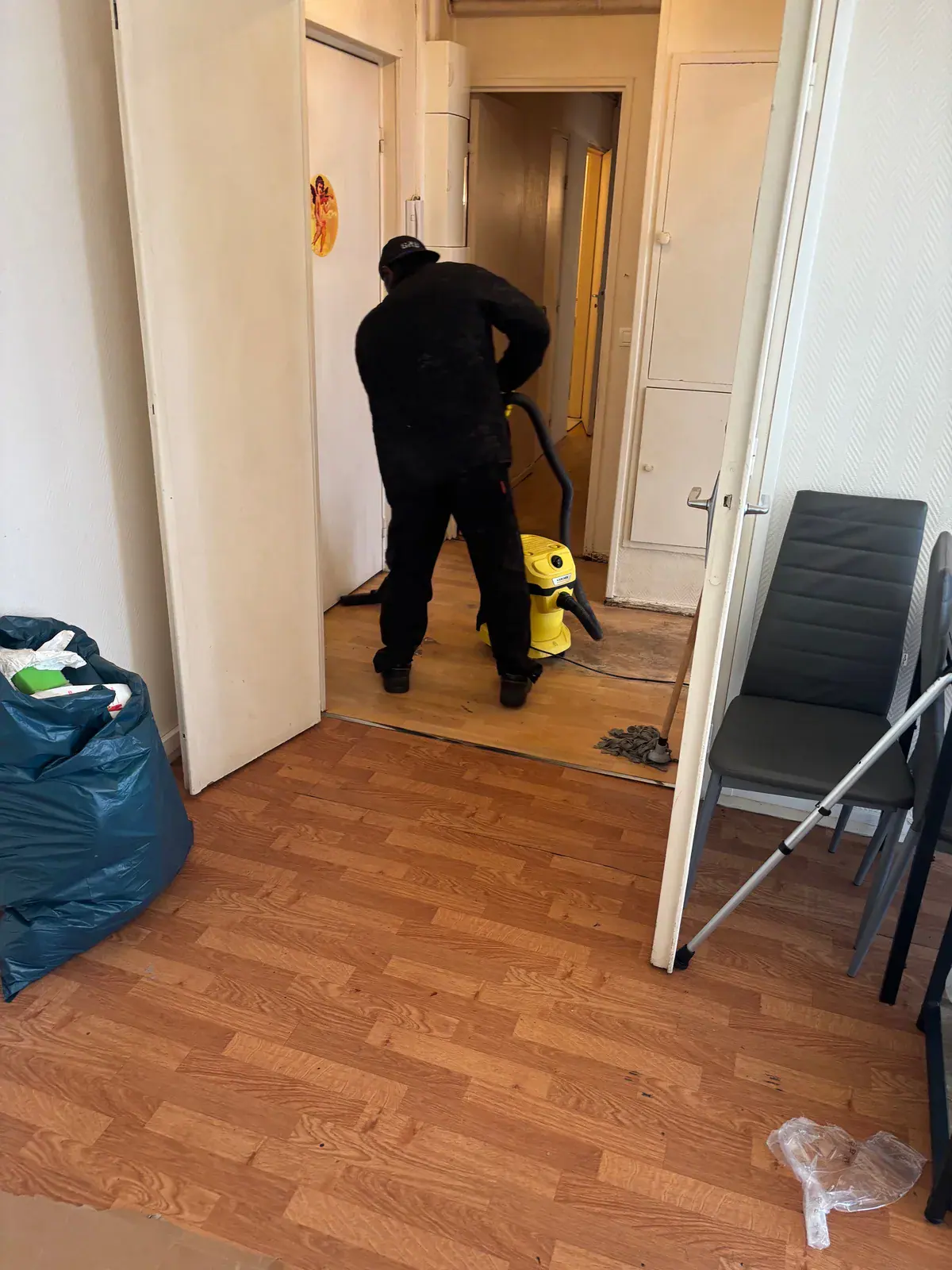 Finition du sol dans un logement libéré